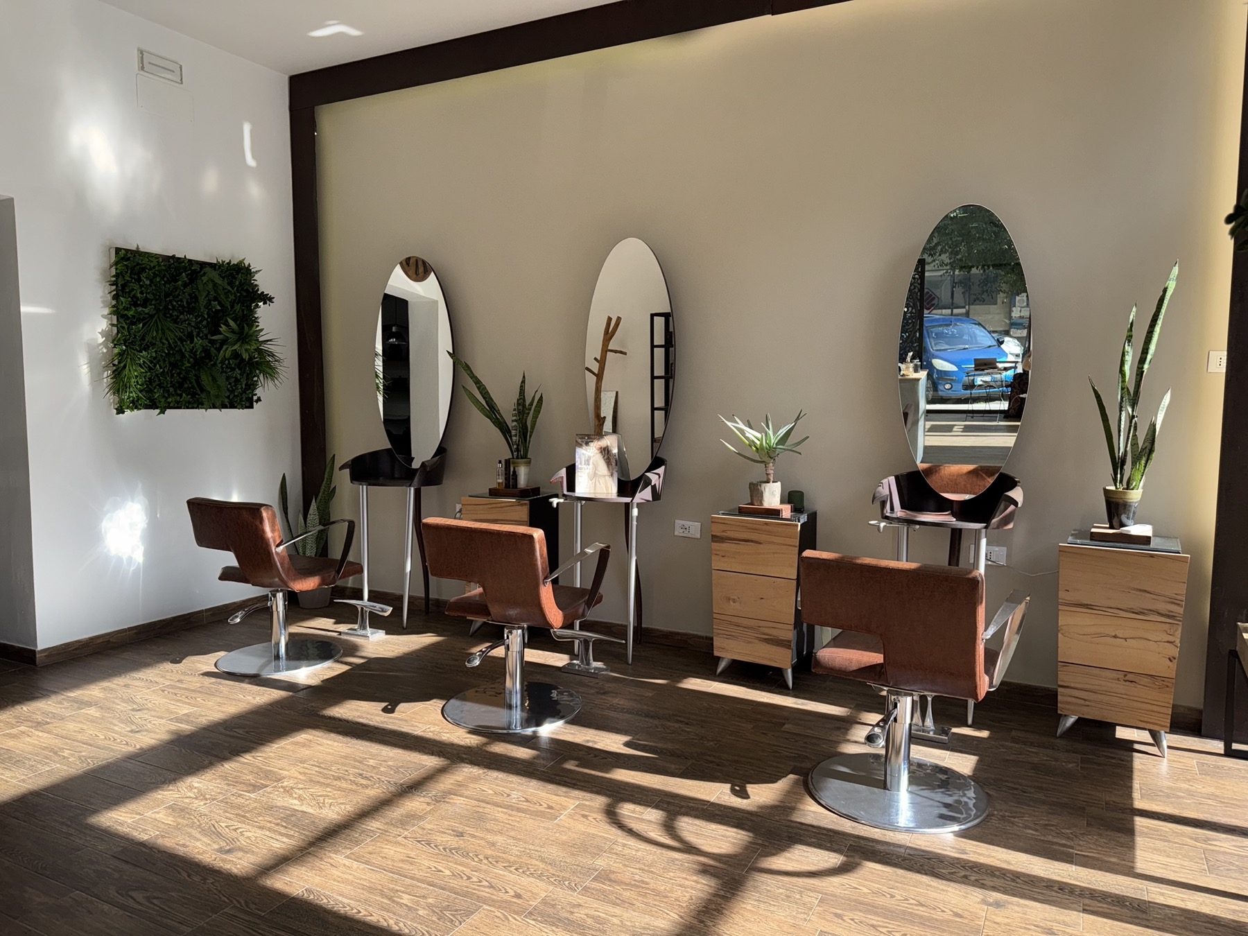 Ritratto beauty con capelli morbidi